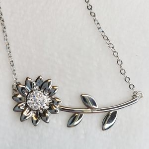 Sunflower Necklace, NEW